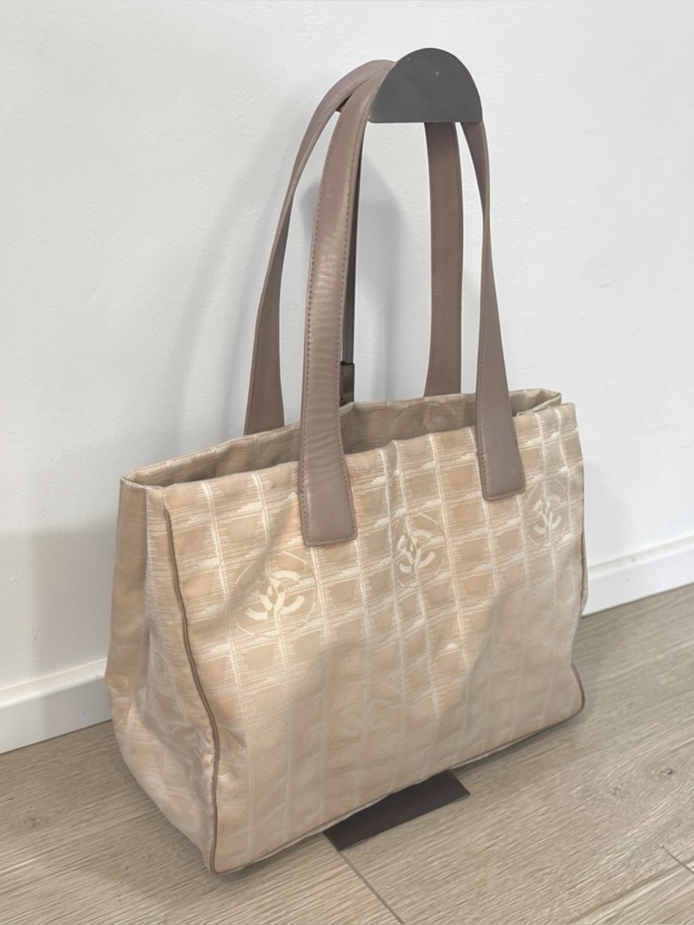 CHANEL Travel Line Vintage Tote y2k 2005 Beige bag w/ CoA Canvas / Leather